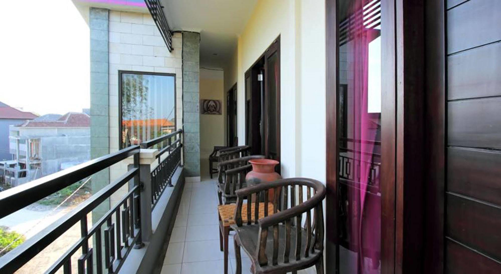 Ramantika Bali House Ξενοδοχείο Jimbaran Εξωτερικό φωτογραφία